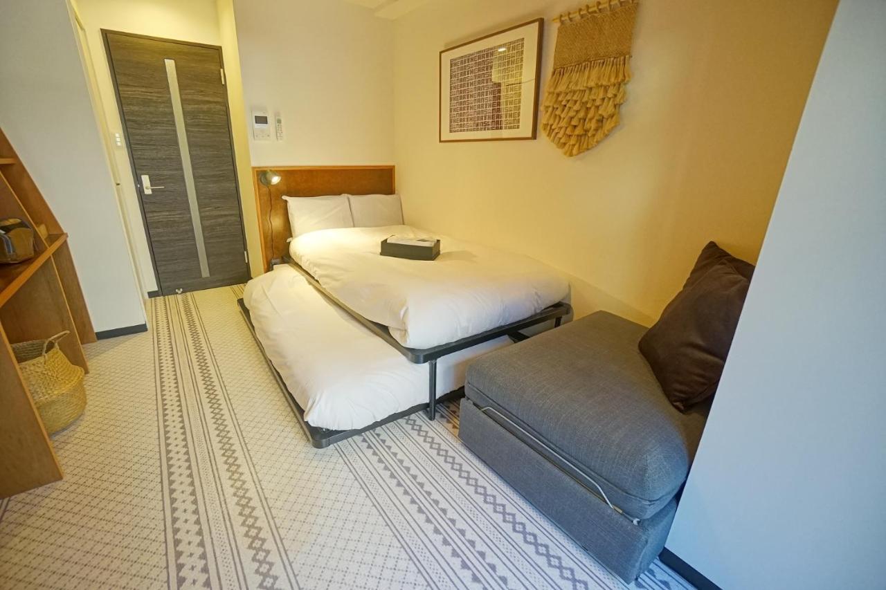 Earthmans Osaka-Jo Lejlighedshotel Eksteriør billede