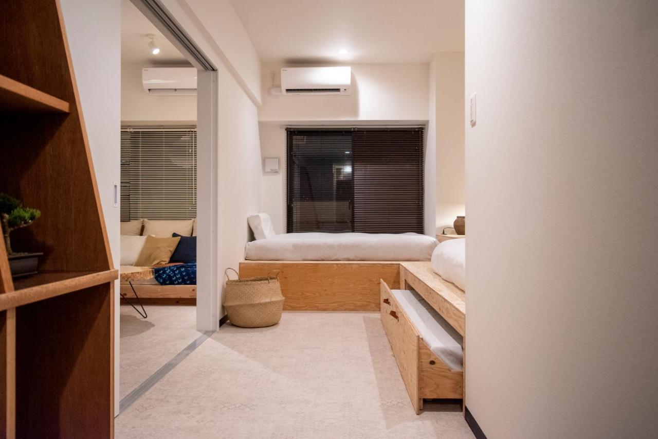 Earthmans Osaka-Jo Lejlighedshotel Eksteriør billede